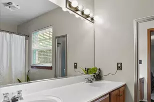 801 S 19th St, Chesterton, IN 46304 - Photo 23