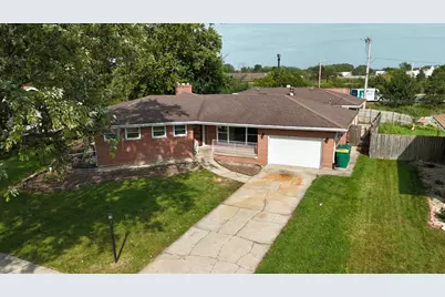 7815 Carolina Place, Merrillville, IN 46410 - Photo 3