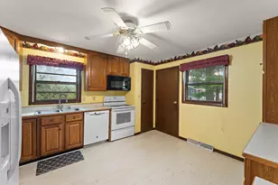 4344 N Lee Len Trail, La Porte, IN 46350 - Photo 9
