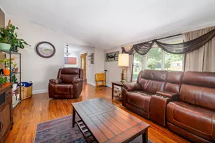 209 E Broadway St, Brook, IN 47922 - Photo 15