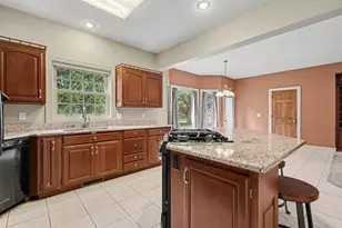 3305 Greyfox Dr N, Valparaiso, IN 46383 - Photo 13