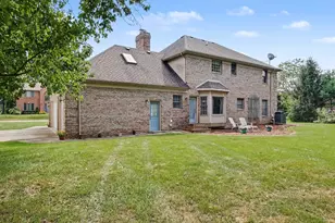 3305 Greyfox Dr N, Valparaiso, IN 46383 - Photo 43