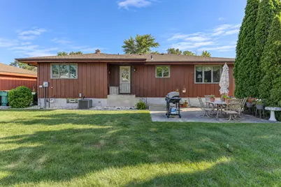 9500 Lilac Lane, Munster, IN 46321 - Photo 5