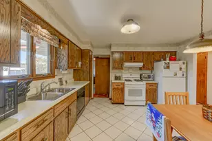 9500 Lilac Ln, Munster, IN 46321 - Photo 13