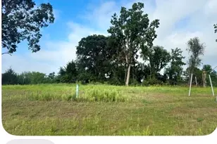 1665 N 100 W, La Porte, IN 46350 - Photo 1