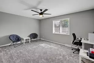 9807 Ivy Ln, Munster, IN 46321 - Photo 19