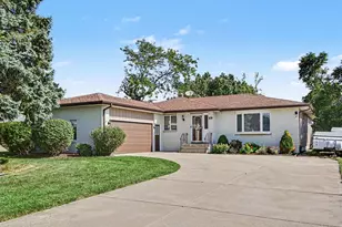 125 Mulberry Ln, Schererville, IN 46375 - Photo 1