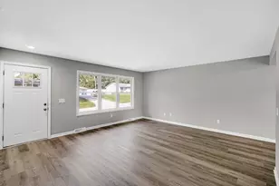 250 Prairie St, Lowell, IN 46356 - Photo 3