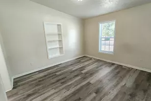 2209 Cleveland St, Gary, IN 46404 - Photo 11