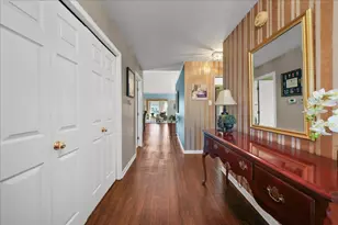 1060 Vanderburgh St, Valparaiso, IN 46385 - Photo 5