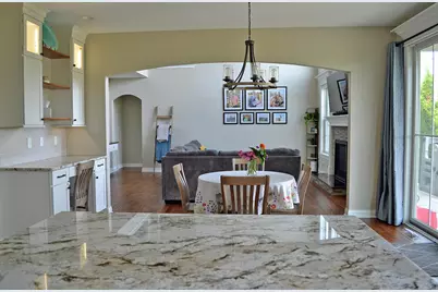 13366 Waterleaf Drive, Saint John, IN 46373 - Photo 23