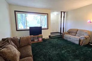 6190 Oglethorpe Ave, Portage, IN 46368 - Photo 3
