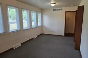 1500 Camellia Dr, Munster, IN 46321 - Photo 15