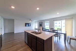 605 Ensign Pl, Hebron, IN 46341 - Photo 9