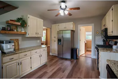 208 C Street, La Porte, IN 46350 - Photo 11