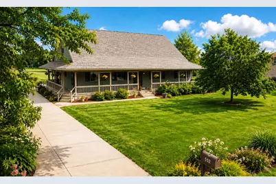 552 Fleetwood Drive N, Valparaiso, IN 46385 - Photo 1