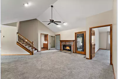 552 Fleetwood Drive N, Valparaiso, IN 46385 - Photo 19