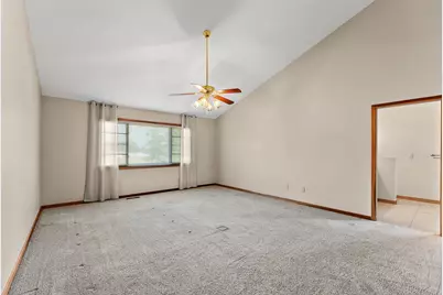 552 Fleetwood Drive N, Valparaiso, IN 46385 - Photo 21