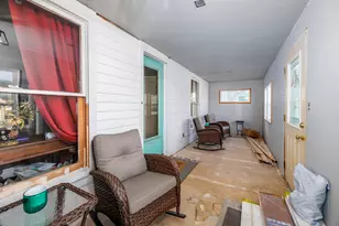 737 N College Ave, Rensselaer, IN 47978 - Photo 11