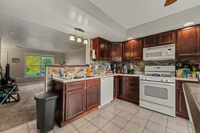 1031 Windsor Lane, Dyer, IN 46311 - Photo 7