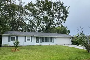 765 Baltimore Rd, Valparaiso, IN 46385 - Photo 3