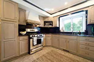 9894 W Oakridge Dr, Saint John, IN 46373 - Photo 25