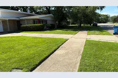 7010 Ash Place, Gary, IN 46403 - Photo 3