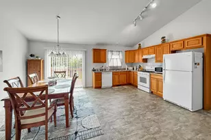 6574 Robbins Rd, Portage, IN 46368 - Photo 3