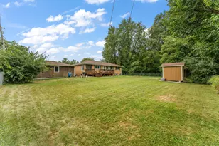 228 E Division St, Demotte, IN 46310 - Photo 29
