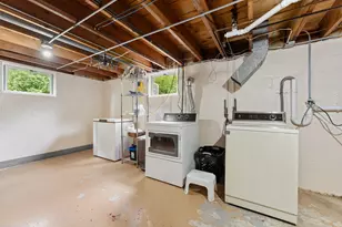 228 E Division St, Demotte, IN 46310 - Photo 19