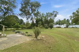 708 S Rose Ave, Kouts, IN 46347 - Photo 17