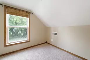 708 S Rose Ave, Kouts, IN 46347 - Photo 13