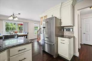 13 Edinburgh Ct, Valparaiso, IN 46385 - Photo 9