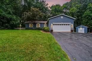 638 Hazelwood Path, Valparaiso, IN 46385 - Photo 3