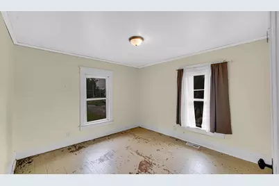 105 Maple Avenue, La Porte, IN 46350 - Photo 21