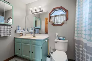 1611 Crest View Ln, La Porte, IN 46350 - Photo 17