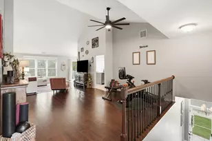 1065 Lakewood Ct, Schererville, IN 46375 - Photo 7