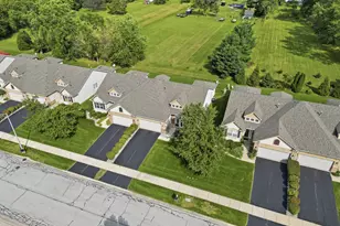 1605 Schaller Ln, Dyer, IN 46311 - Photo 7
