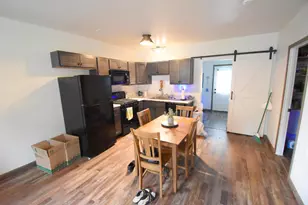 418 E Oak St, Rensselaer, IN 47978 - Photo 5