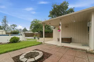 210 Michigan St, Westchester Township, IN 46304 - Photo 25