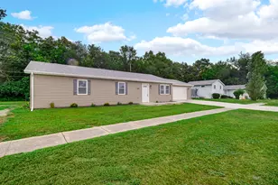 2105 Chatfield Rd, Kingsford Heights, IN 46346 - Photo 3