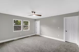3767 Brown St, Hobart, IN 46342 - Photo 15