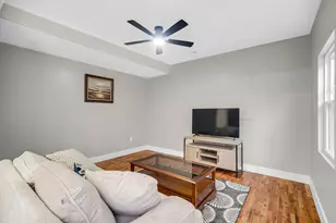 3767 Brown St, Hobart, IN 46342 - Photo 7