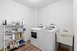 1442 Carriage Oaks Ct, Dyer, IN 46311 - Photo 15