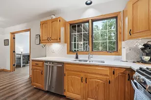 1442 Carriage Oaks Ct, Dyer, IN 46311 - Photo 9