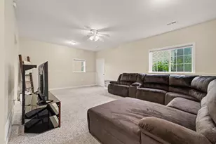 6553 Robbins Rd, Portage, IN 46368 - Photo 19