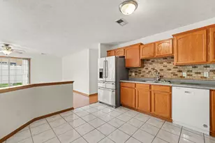 1150 W 86th Pl, Merrillville, IN 46410 - Photo 7
