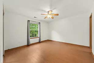 1150 W 86th Pl, Merrillville, IN 46410 - Photo 9