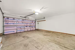 1150 W 86th Pl, Merrillville, IN 46410 - Photo 15