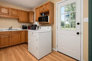 2834 W 38th Ave, Hobart, IN 46342 - Photo 9